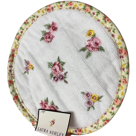 pot holder LAURA ASHLEY 8" round NWT cottage - Picture 1 of 11